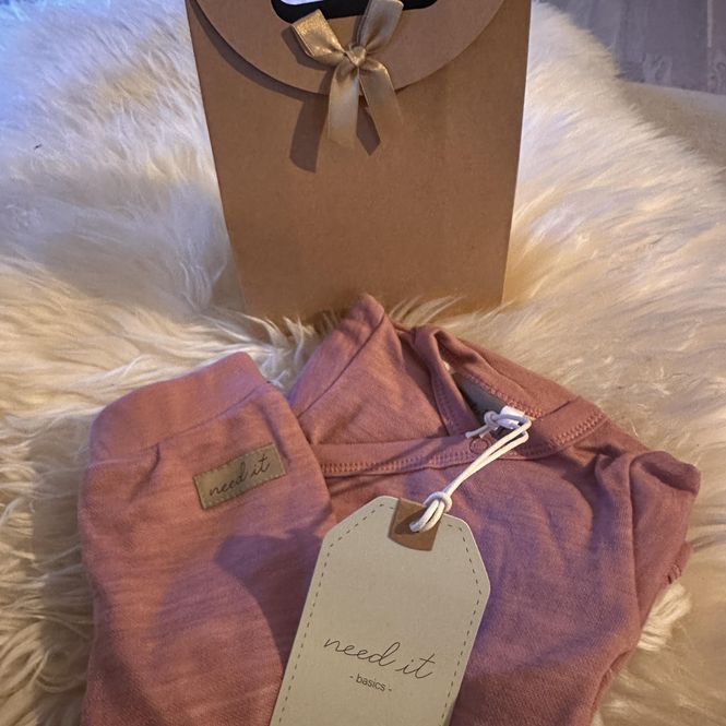 Hovedbilde Need it - Gavesett til baby Rosa 